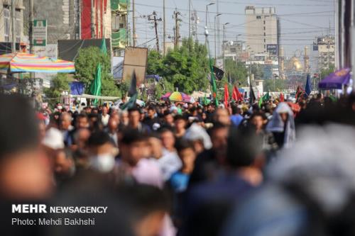 عمود ۱۴۰۷ جایی که کوله ها به زمین می رسند